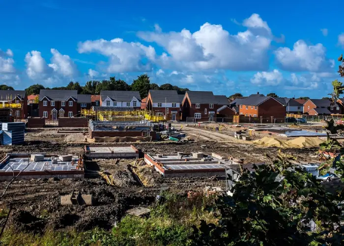 A Guide to Buying Off-Plan Property as an Investment in the UK